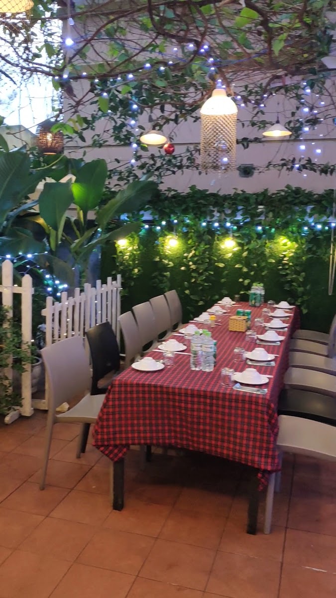 Uno House Restaurant-2